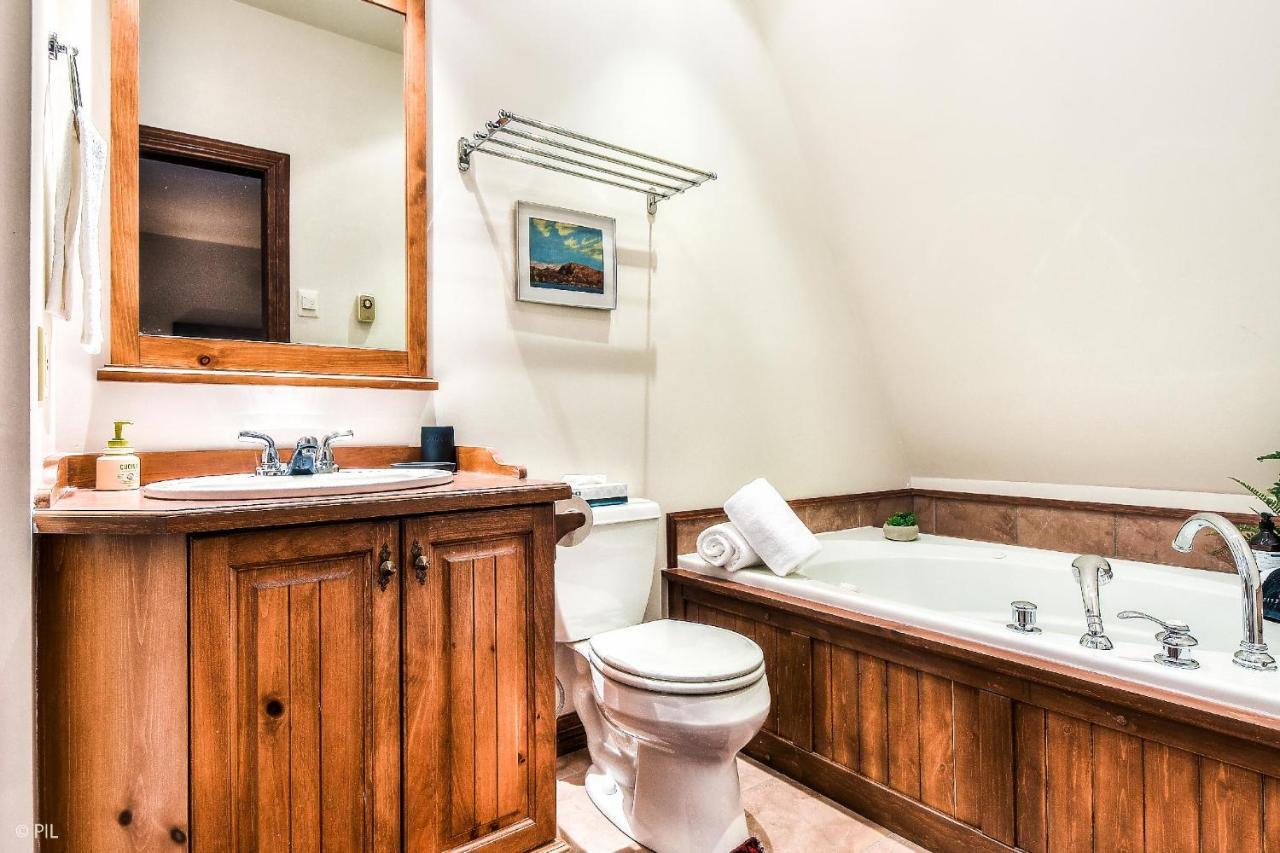 Le Plateau Ski Inout W 3Bdrs W Pool Access Монт-Тремблант Екстериор снимка